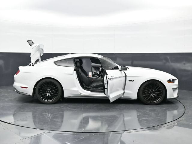 Used 2018 Ford Mustang GT Premium w/ Equipment Group 401A RWD image 36