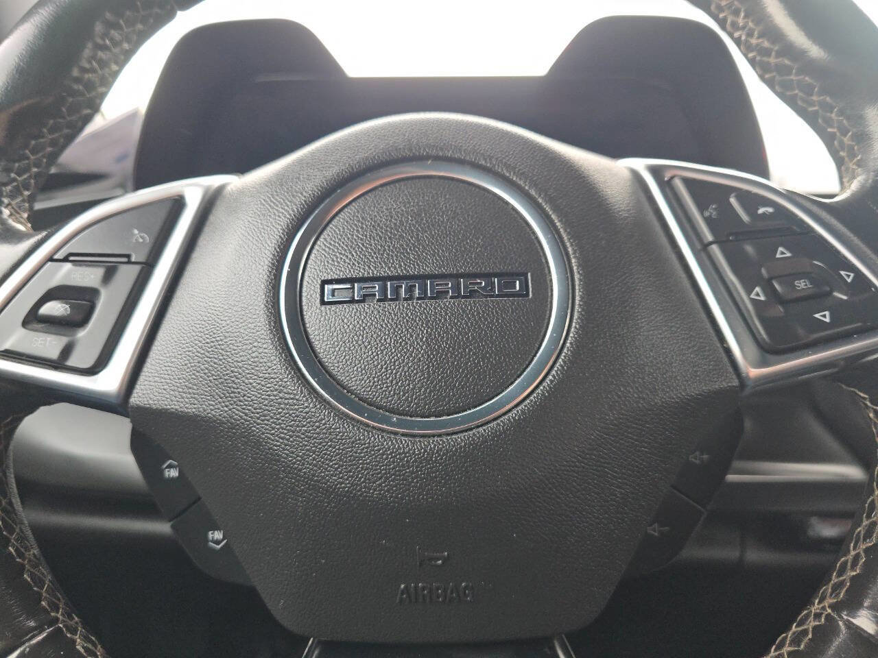 Used 2019 Chevrolet Camaro LT image 31