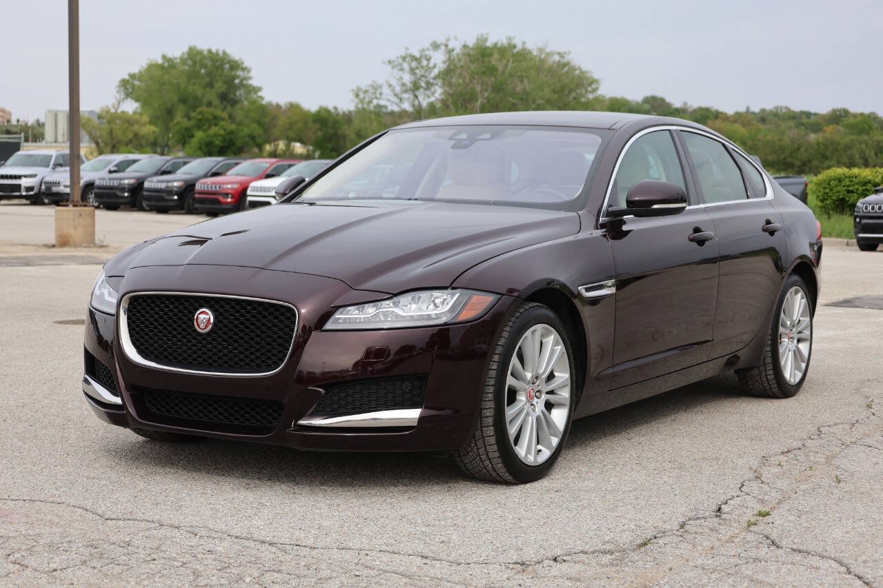 Used 2020 Jaguar XF Prestige AWD/4WD image 6