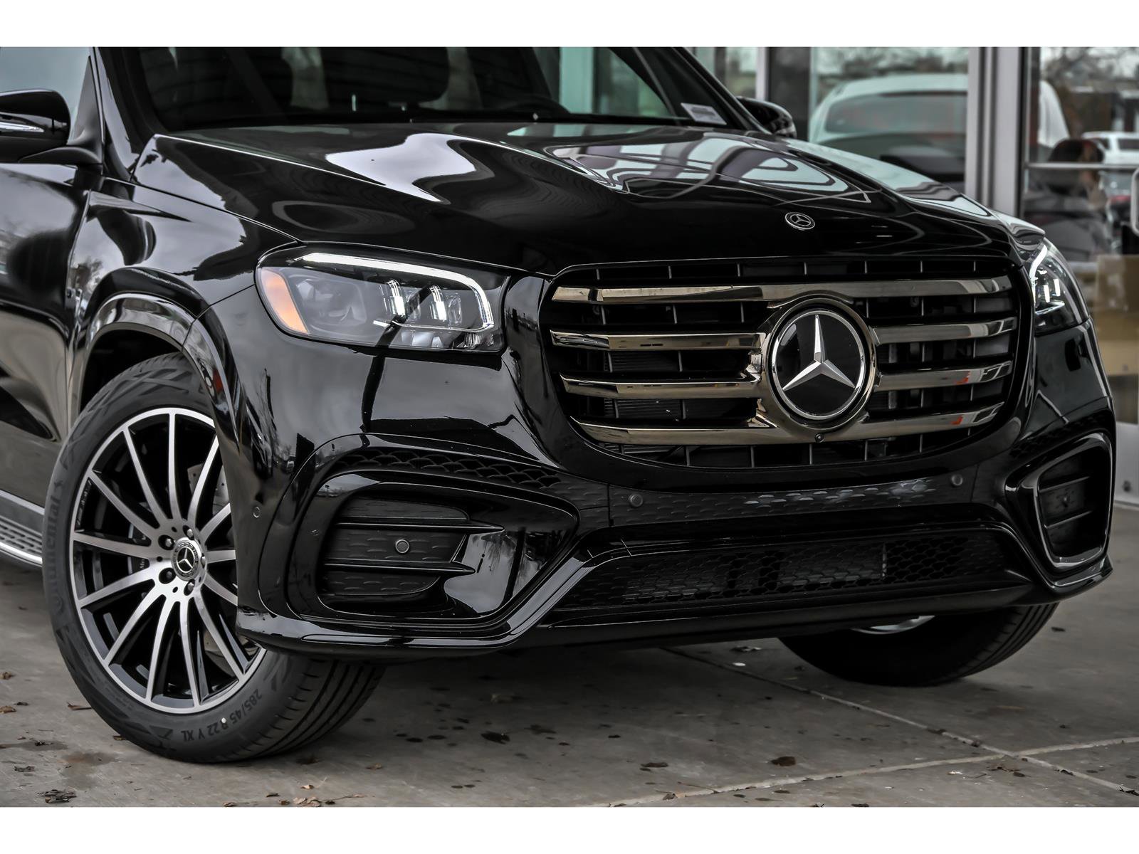 New 2026 Mercedes-Benz GLS 580 4MATIC image 2