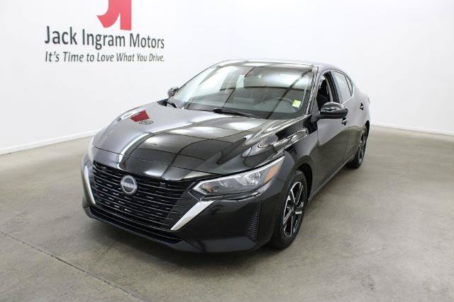 Certified 2025 Nissan Sentra SV FWD image 2