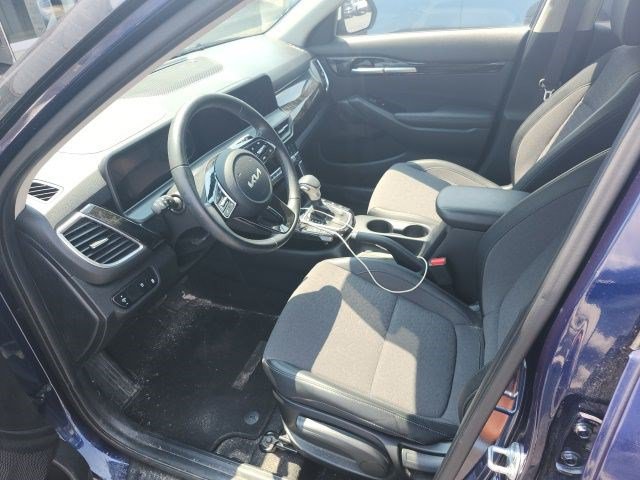 Certified 2024 Kia Seltos S AWD/4WD image 29