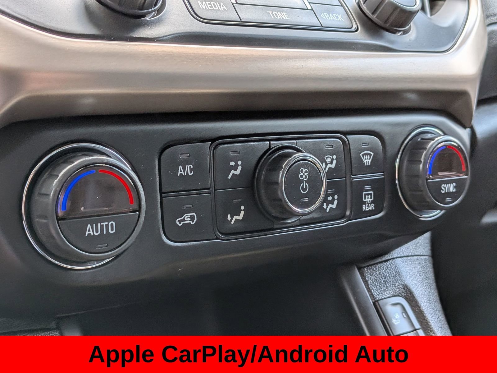 Used 2018 GMC Acadia Denali AWD/4WD image 23