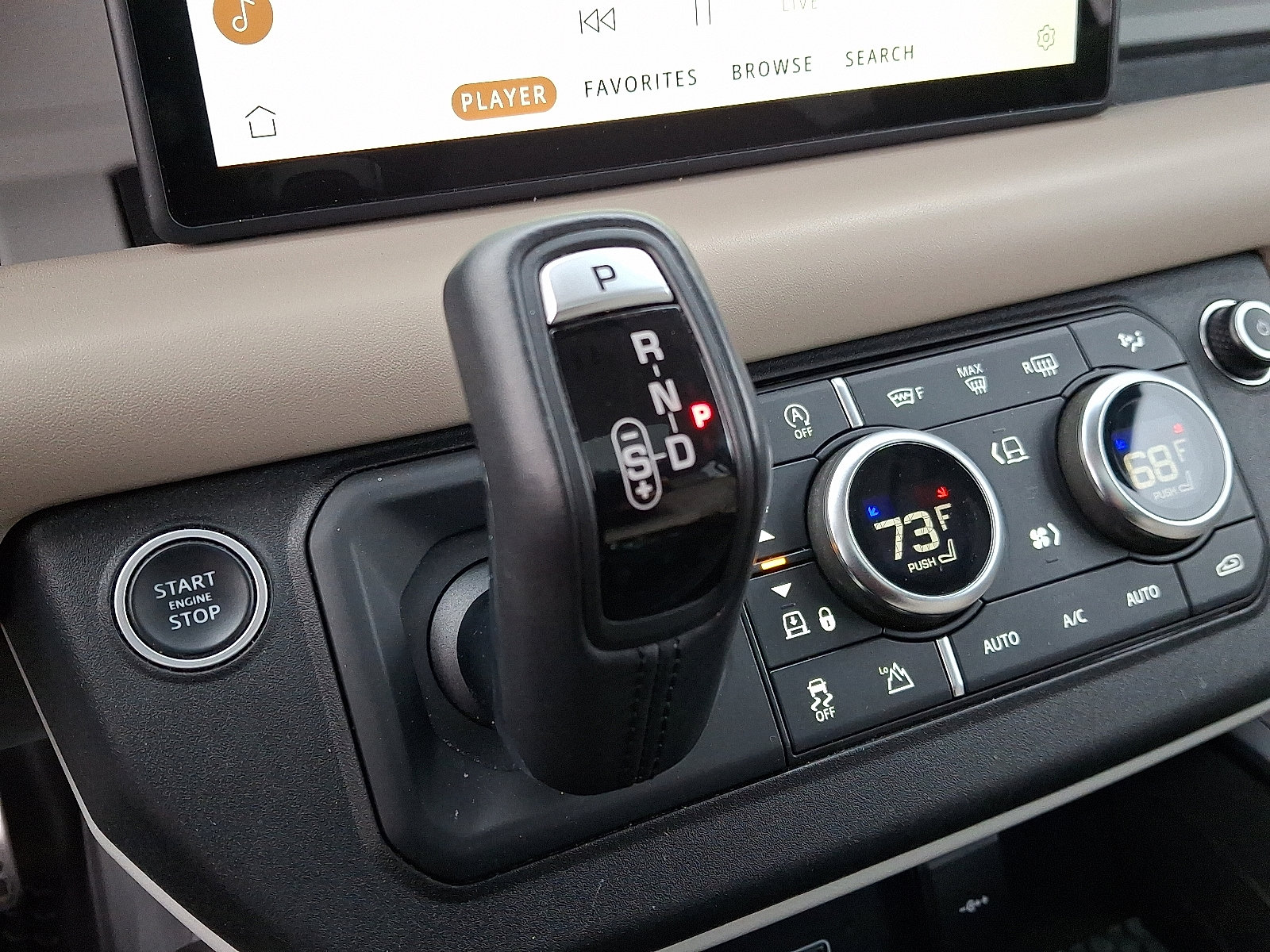 Used 2020 Land Rover Defender 110 HSE image 14