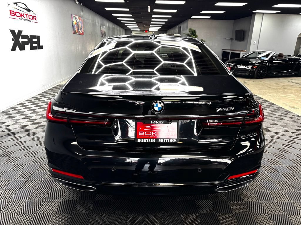 Used 2022 BMW 740i RWD image 13