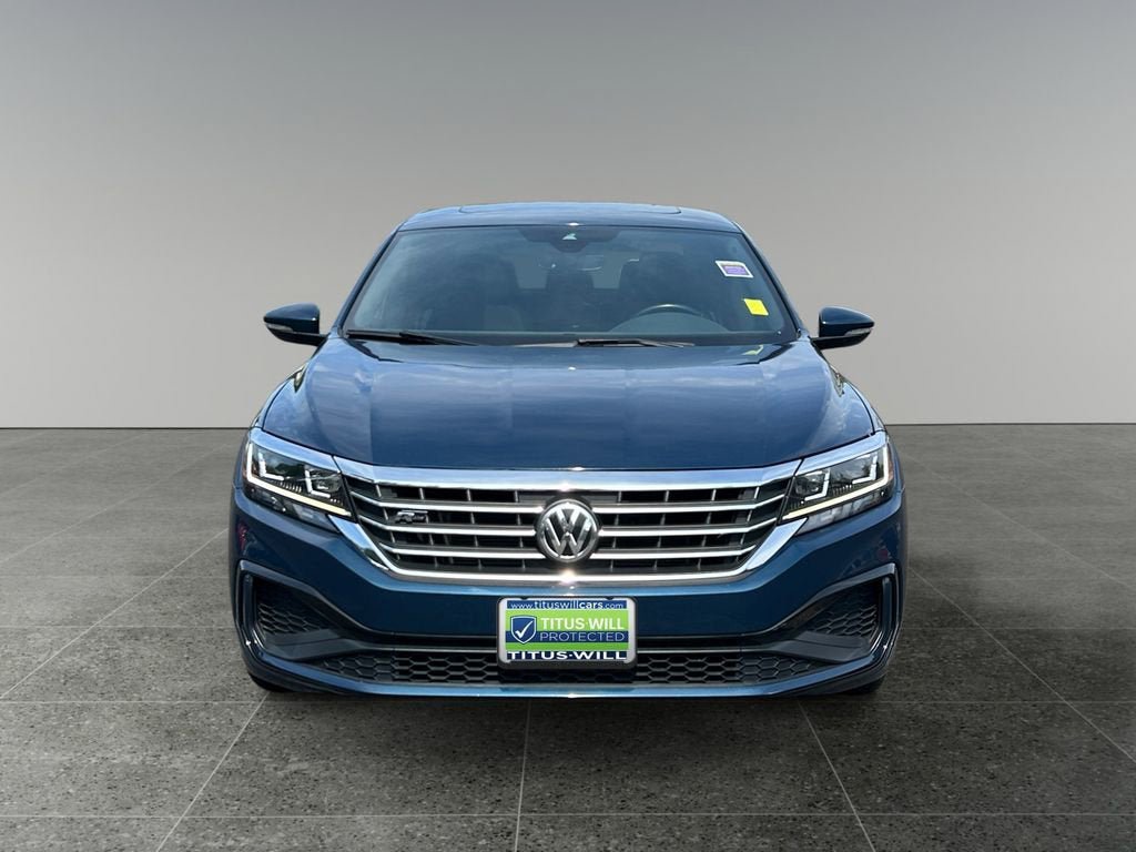 Used 2021 Volkswagen Passat 2.0T R-Line FWD image 3