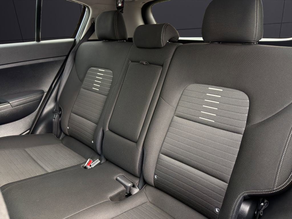 Used 2020 Kia Sportage LX w/ LX Popular Package image 21