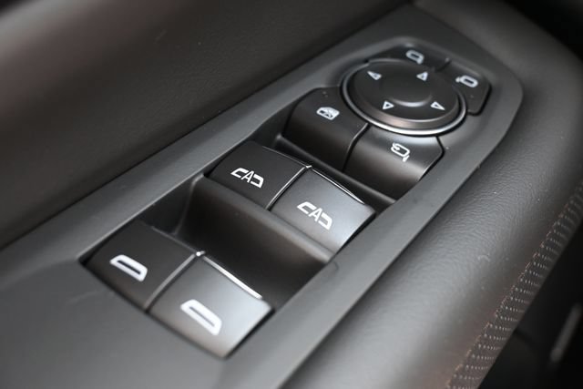 Used 2026 Chevrolet Suburban High Country AWD/4WD image 44