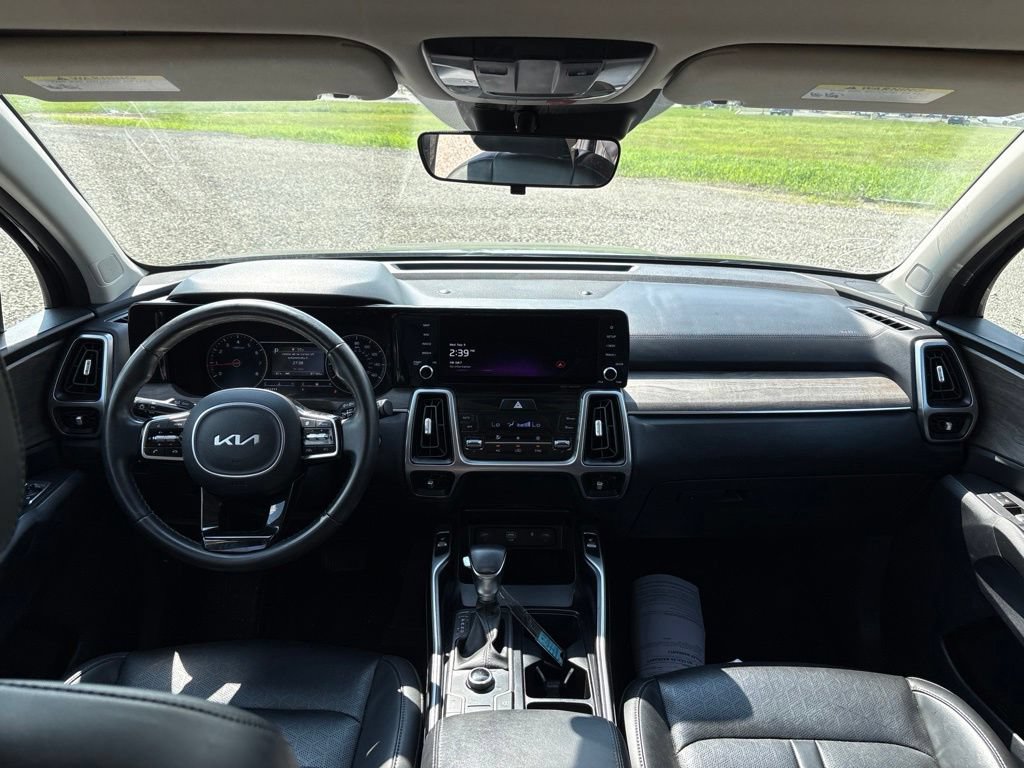 Used 2023 Kia Sorento S AWD/4WD image 18