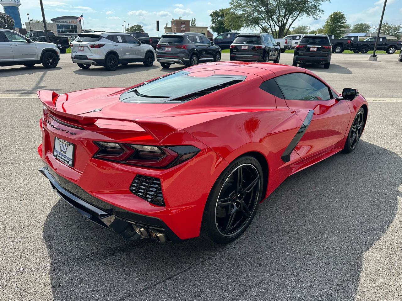 Used 2021 Chevrolet Corvette Stingray Coupe w/ Z51 Performance Package RWD image 7