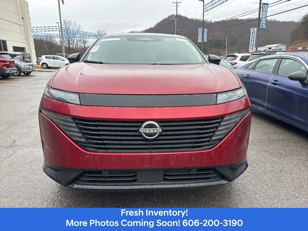 Used 2025 Nissan Murano Platinum w/ Cargo Package image 2