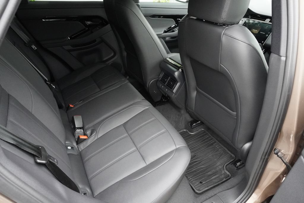 New 2026 Land Rover Range Rover Evoque S AWD/4WD image 26