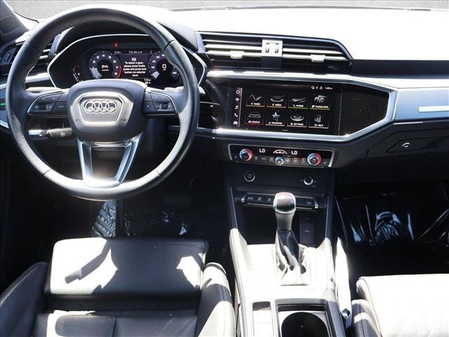 Used 2023 Audi Q3 2.0T Premium w/ Black Optic Sport Package AWD/4WD image 21