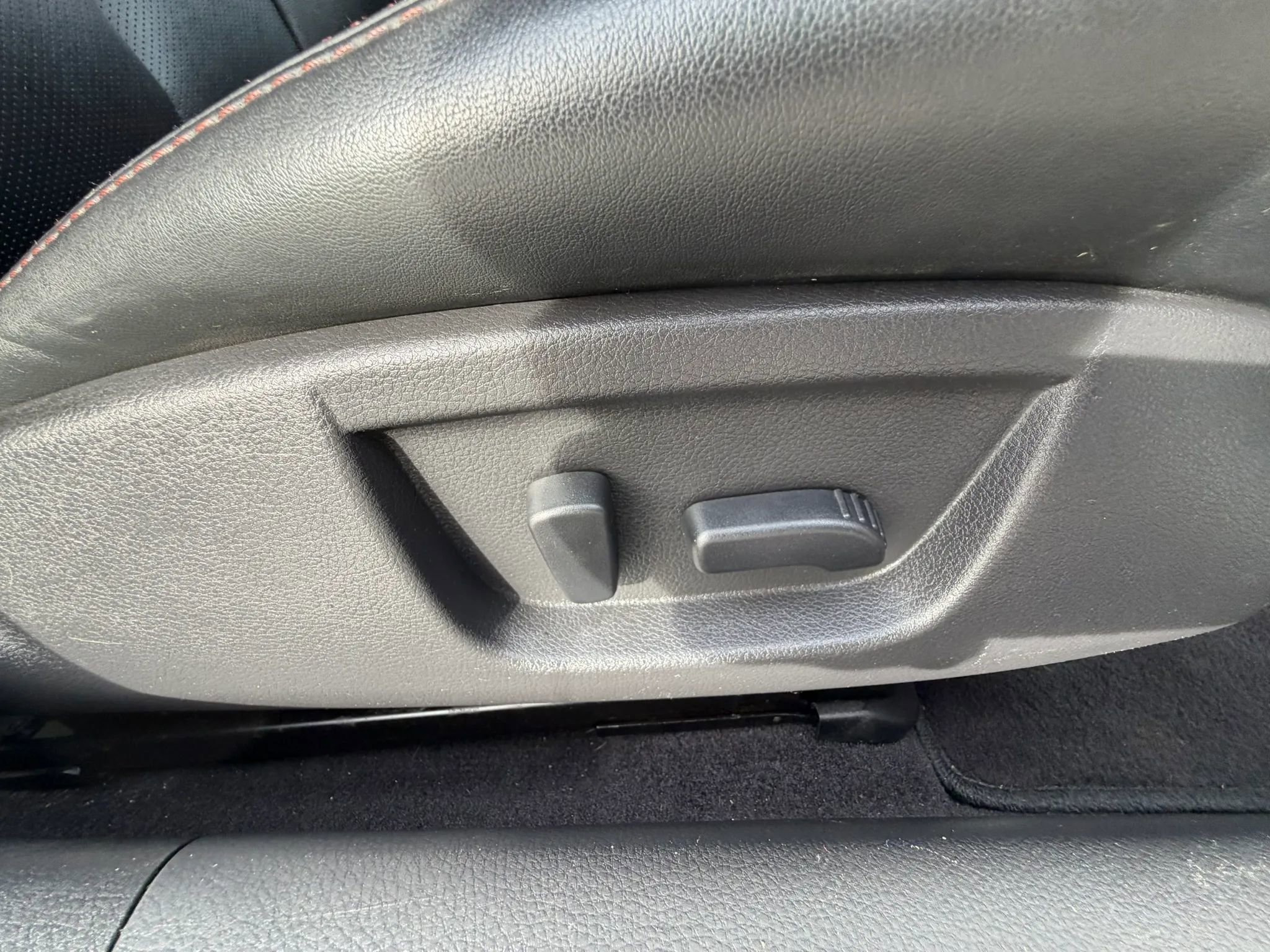 Used 2012 Nissan Maxima 3.5 SV w/ Premium Pkg FWD image 32