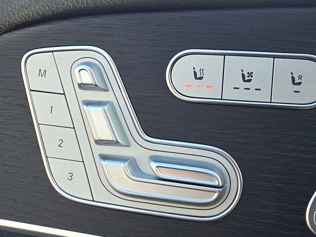 New 2026 Mercedes-Benz GLS 450 4MATIC image 6