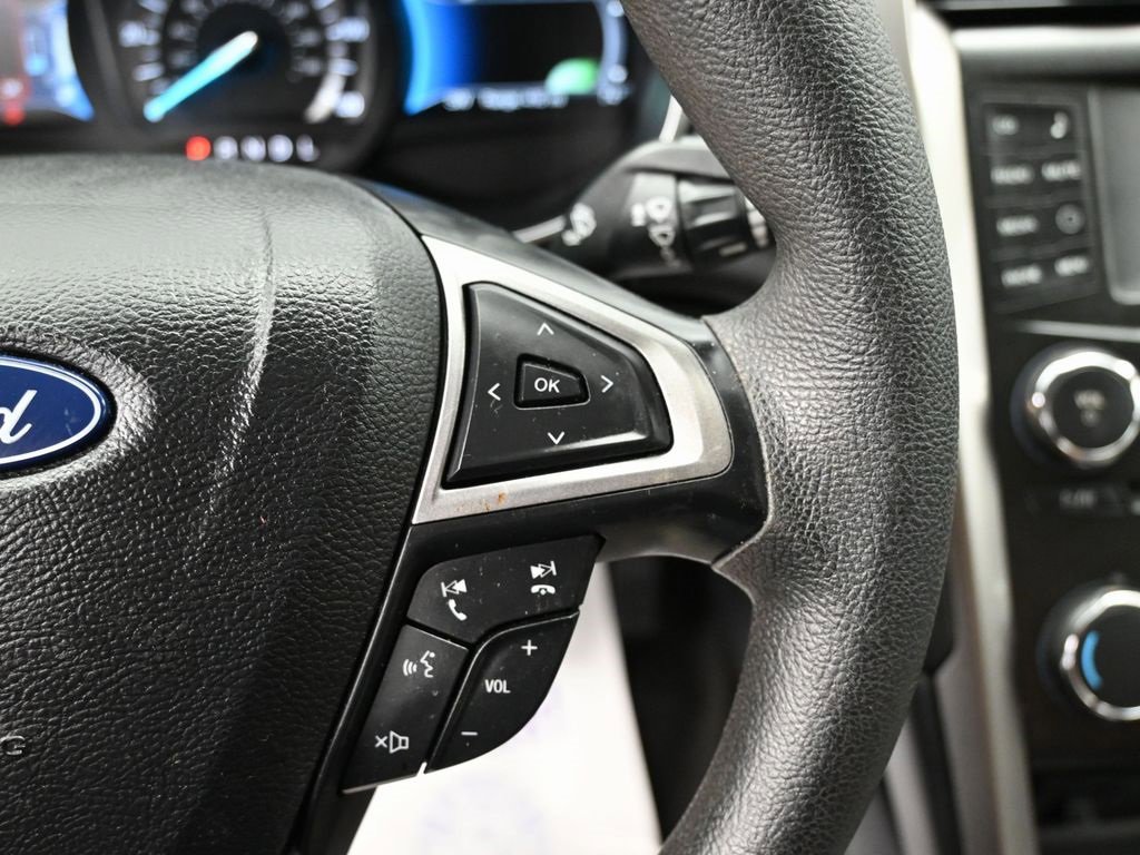Used 2018 Ford Fusion S image 17