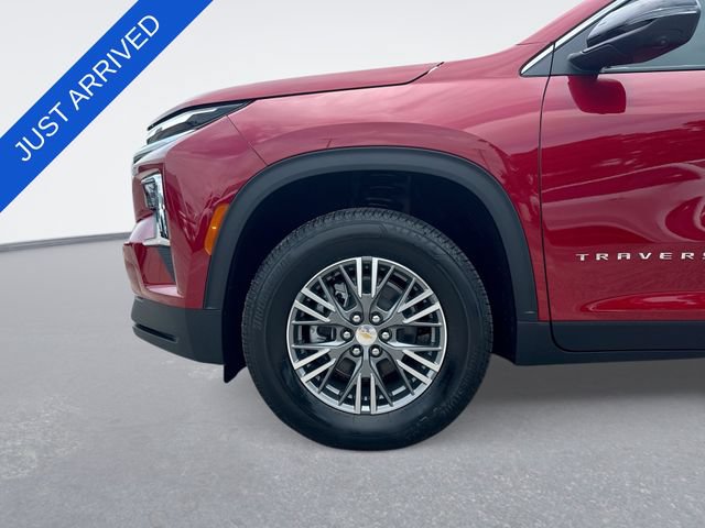 New 2026 Chevrolet Traverse LT w/ Driver Confidence Package FWD image 10