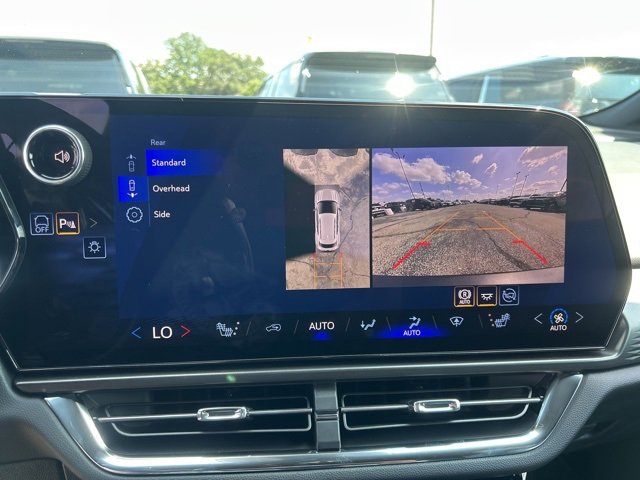 New 2026 Chevrolet Equinox EV LT image 22