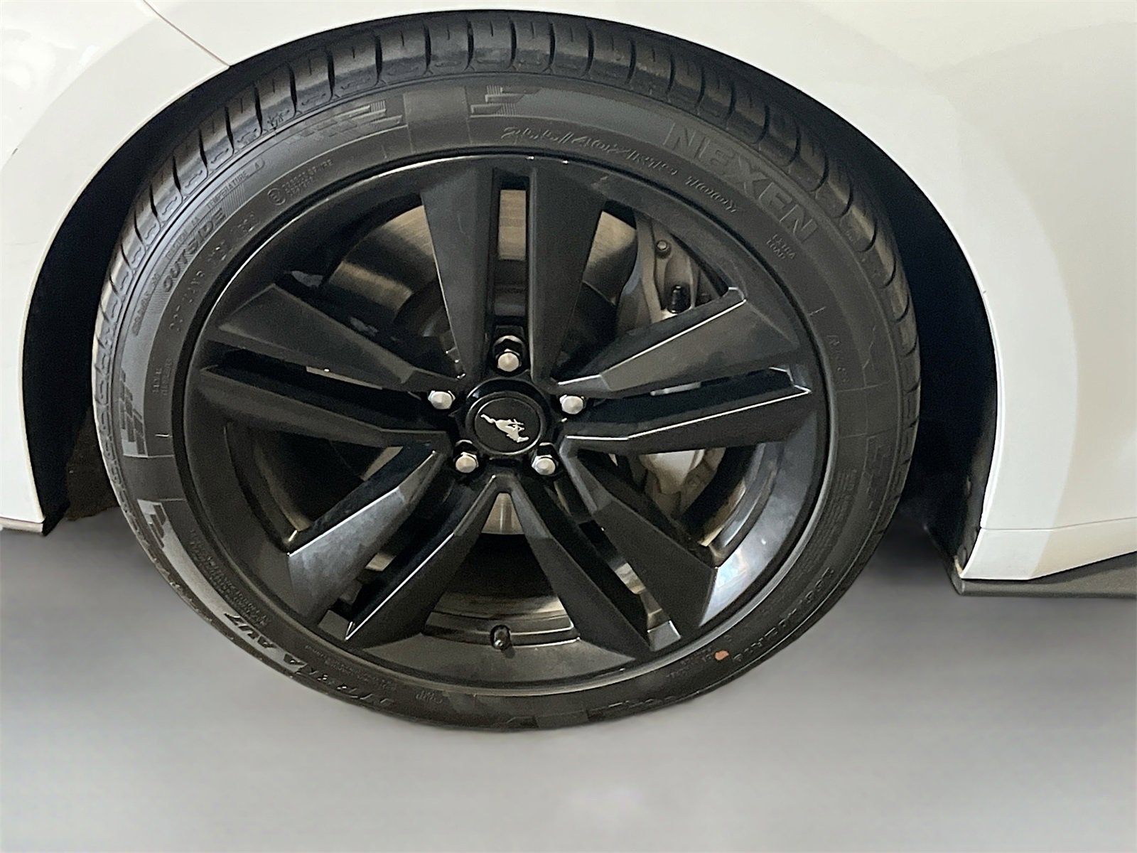 Used 2015 Ford Mustang Premium w/ Ecoboost Performance Package image 31