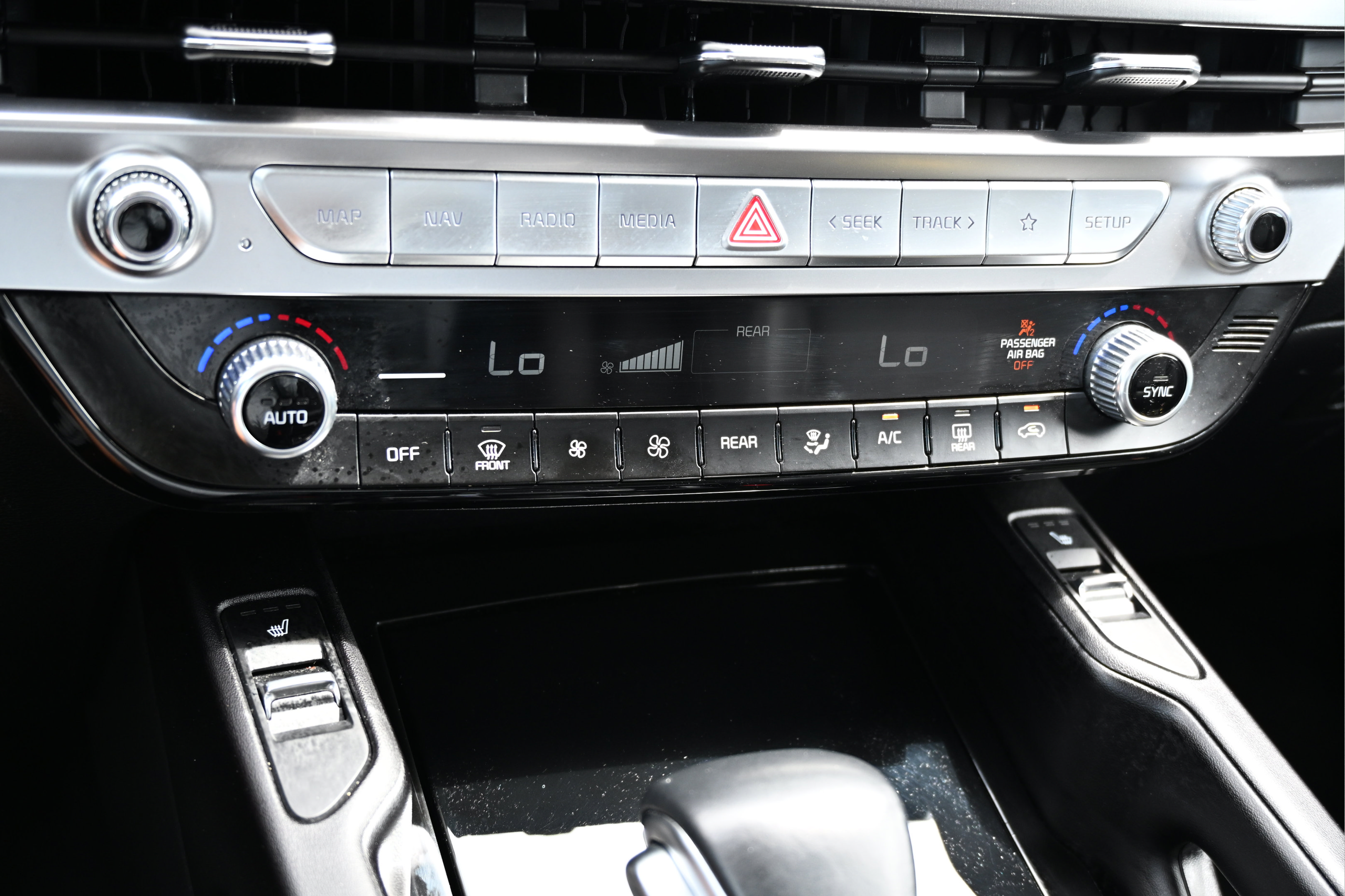 Used 2025 Kia Telluride S AWD/4WD image 27