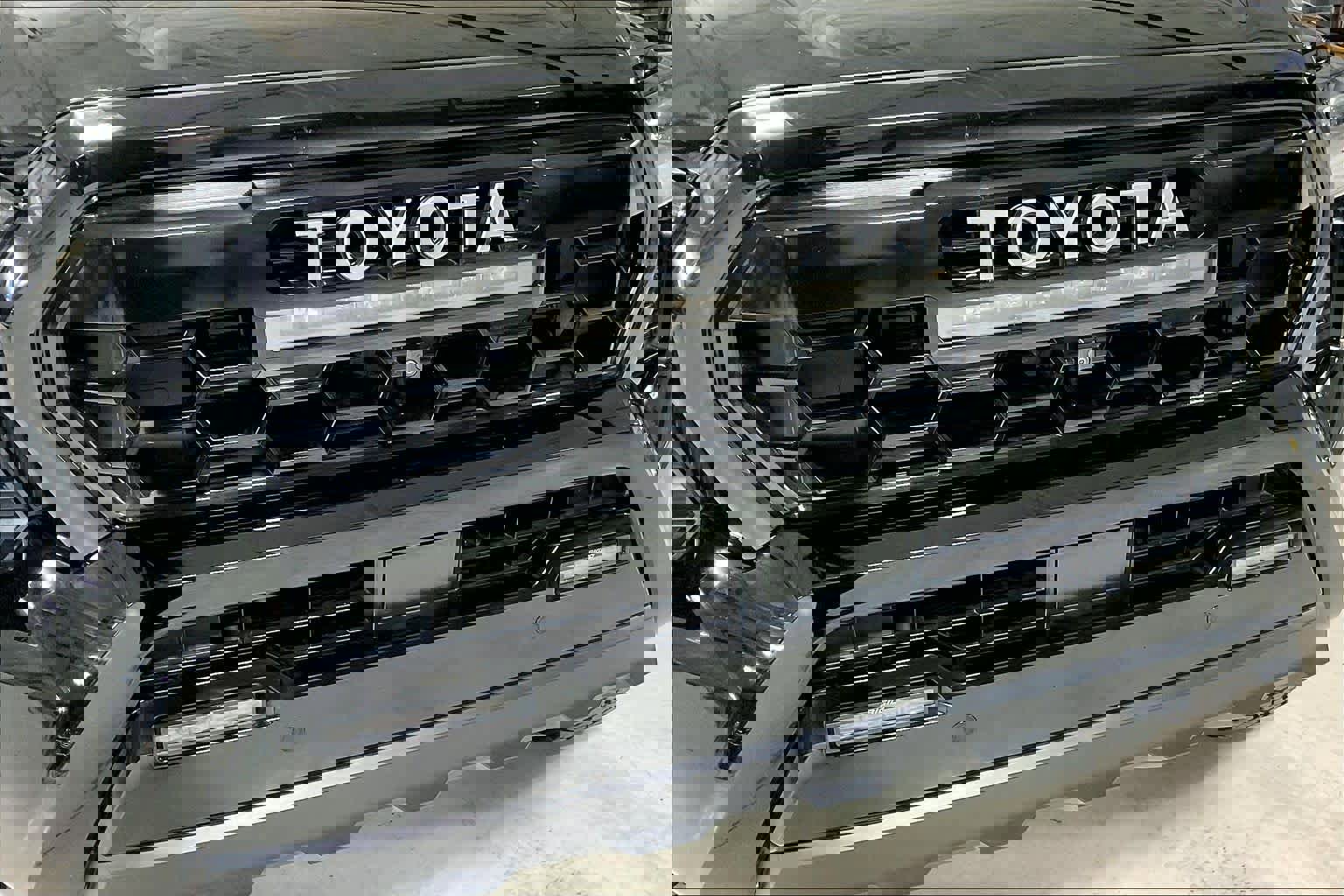 Used 2024 Toyota Tacoma TRD Pro image 30