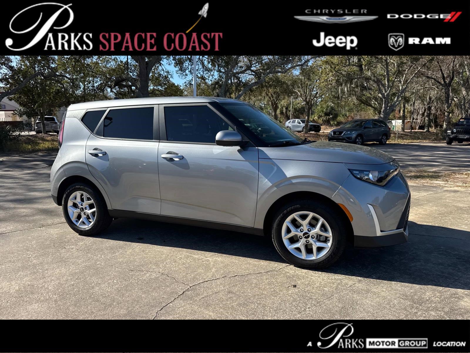 Used 2023 Kia Soul LX w/ LX Technology Package image 1