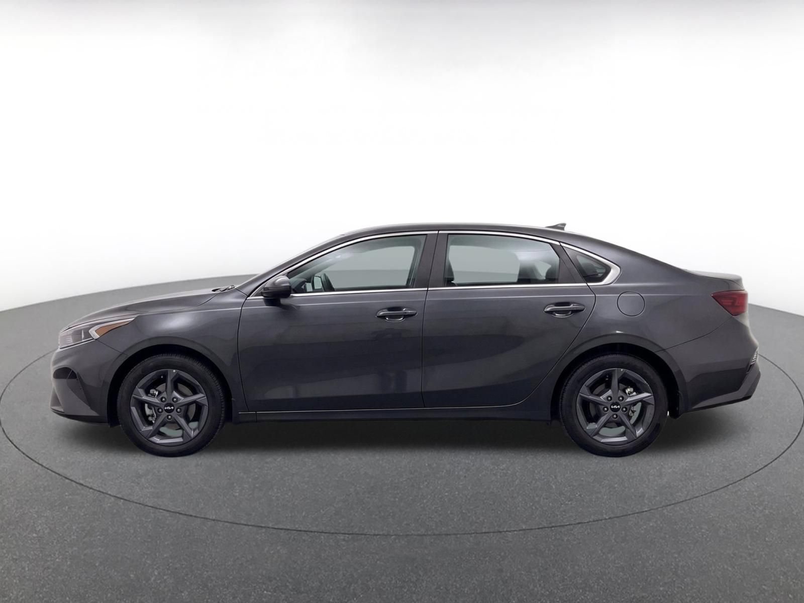 Used 2026 Kia K4 FWD image 4