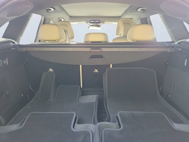 Used 2025 Mercedes-Benz GLC 300 image 6