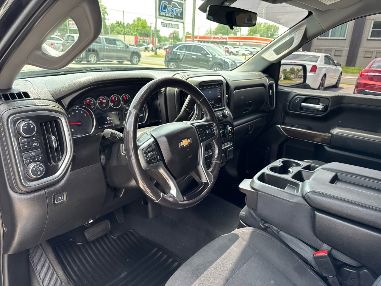 Used 2019 Chevrolet Silverado 1500 LT w/ All-Star Edition image 9