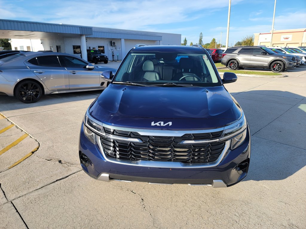 Used 2024 Kia Seltos EX AWD/4WD image 8