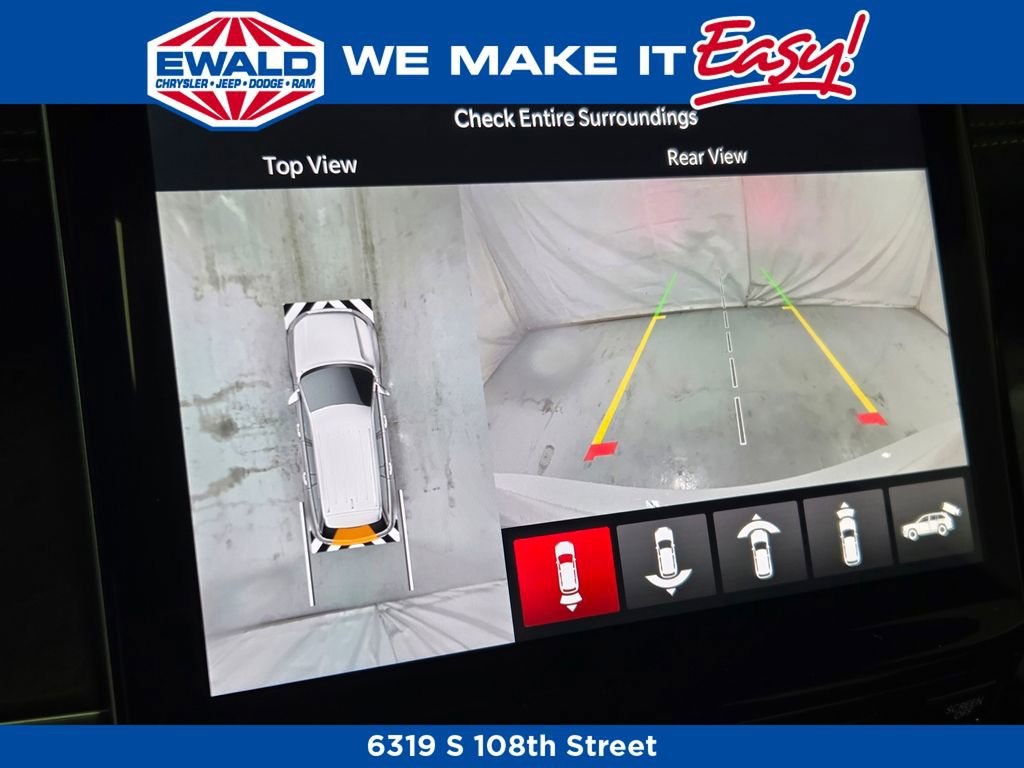 New 2025 Jeep Grand Cherokee Limited w/ Luxury Tech Group II image 5