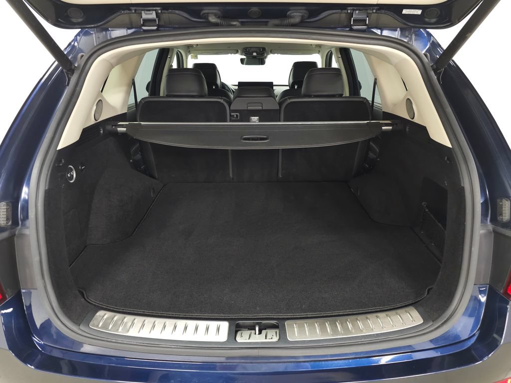Used 2022 Genesis GV80 2.5T w/ Prestige Package 04 AWD/4WD image 8