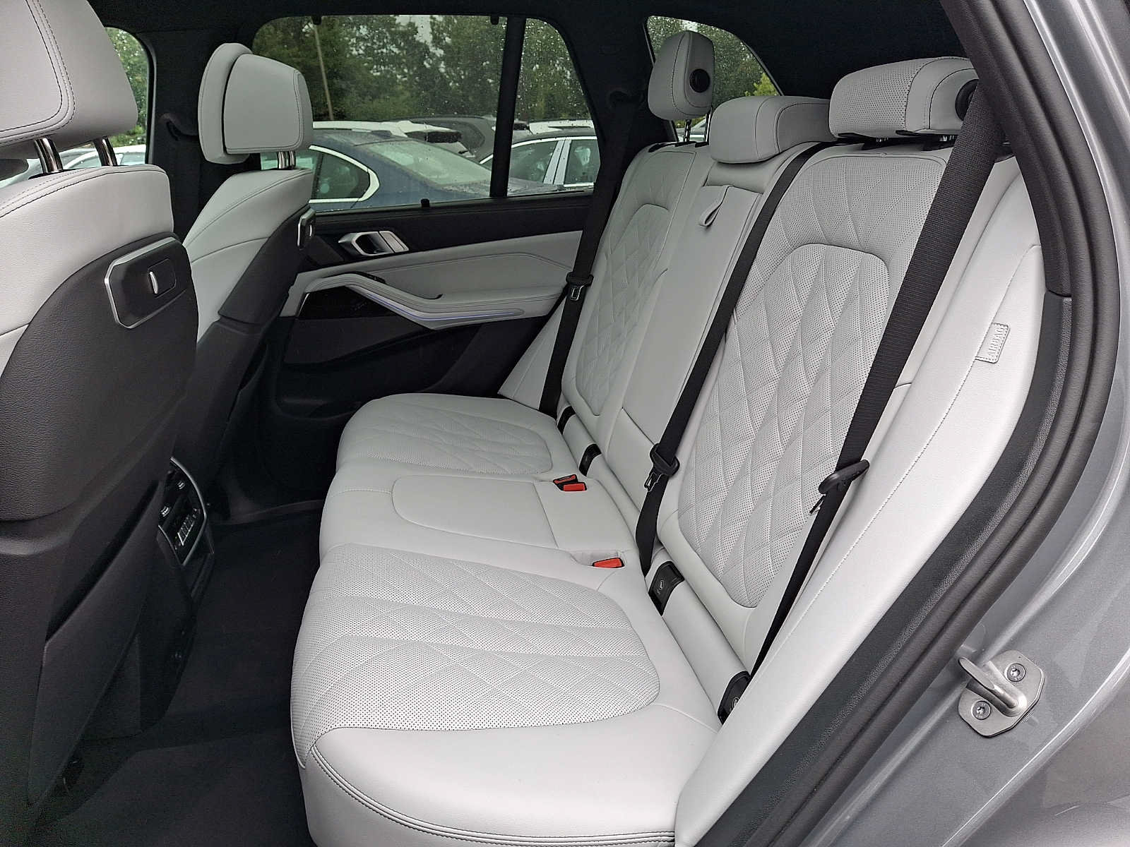 Used 2026 BMW X5 xDrive40i w/ Climate Comfort Package AWD/4WD image 8