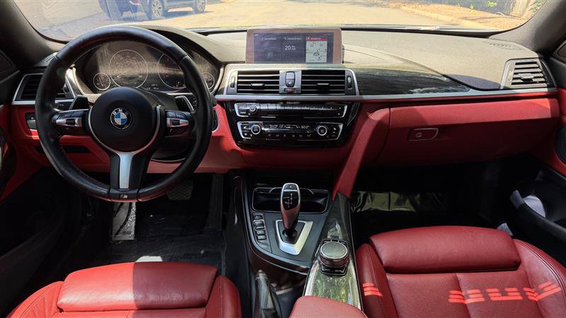 Used 2019 BMW 430i xDrive Coupe w/ M Sport Package AWD/4WD image 17