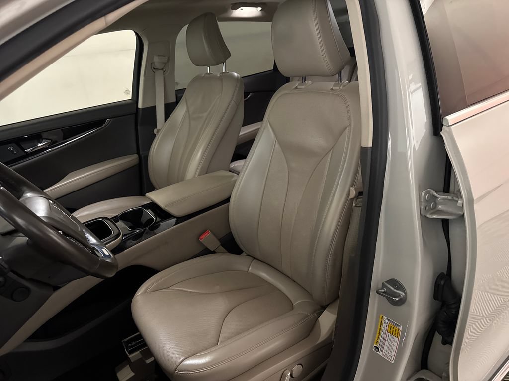 Used 2022 Lincoln Nautilus Reserve FWD image 16