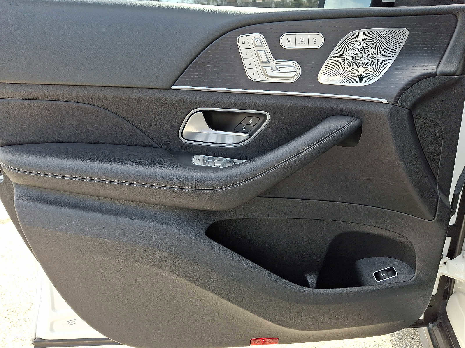 Used 2022 Mercedes-Benz GLS 450 4MATIC image 15