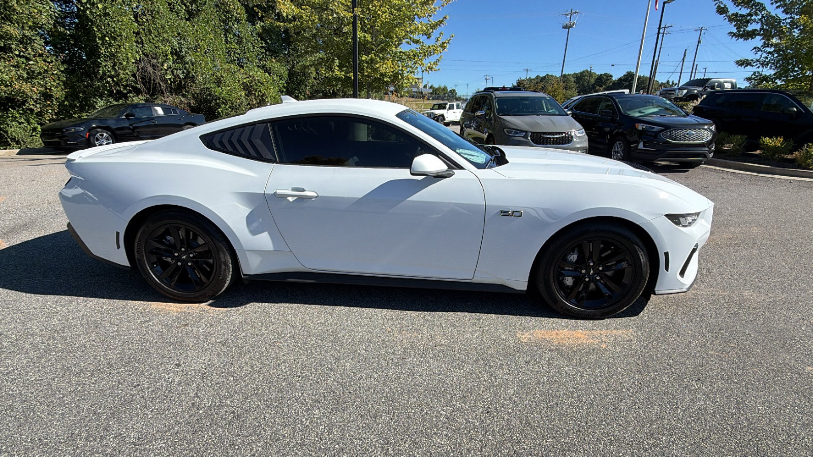 Used 2025 Ford Mustang GT RWD image 7