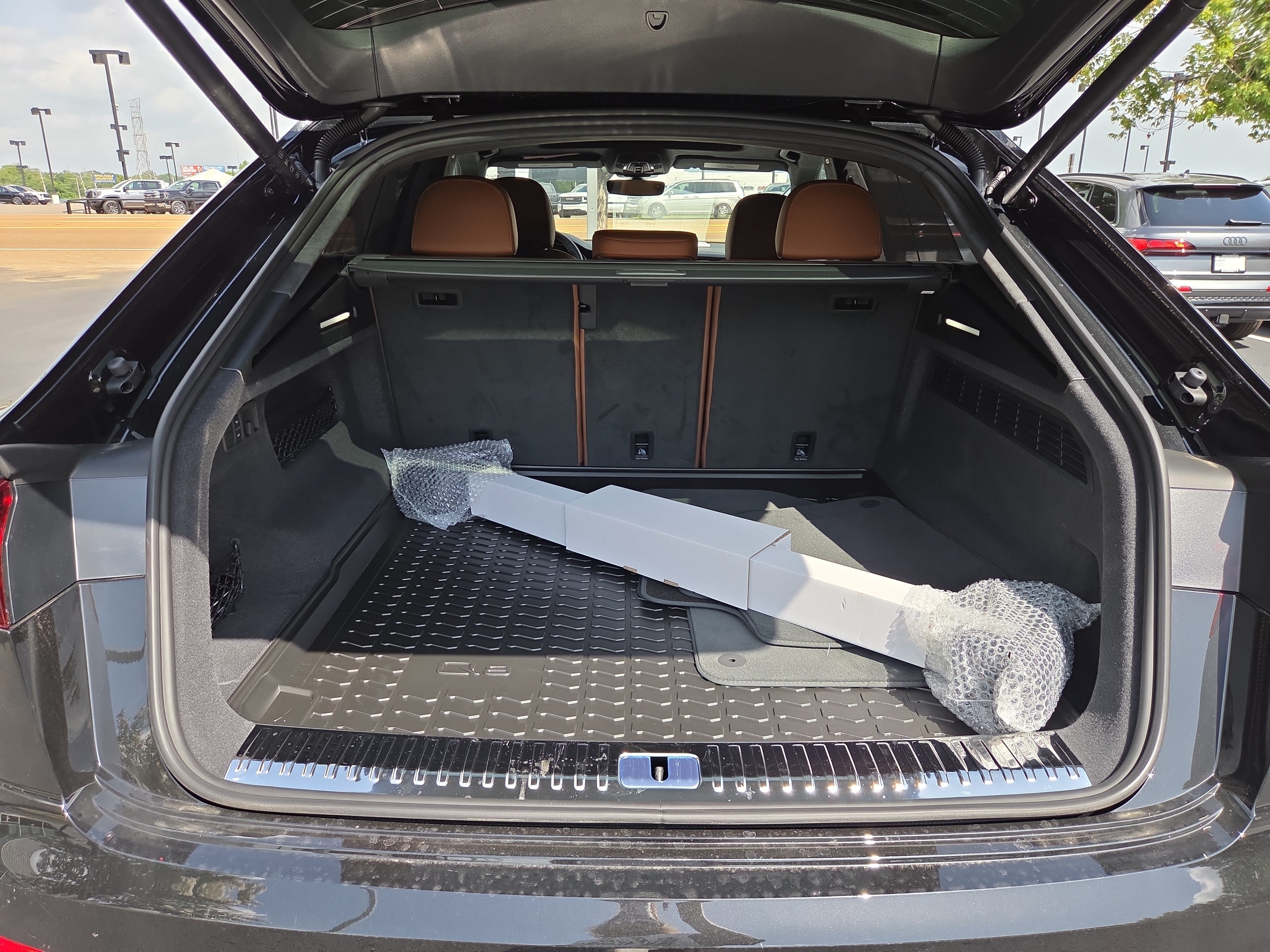 New 2026 Audi Q8 Prestige AWD/4WD image 8