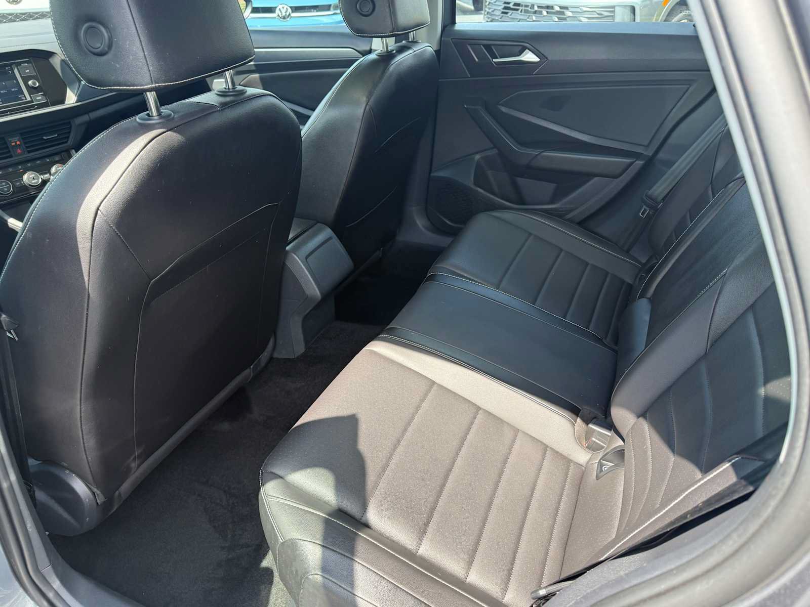 Certified 2023 Volkswagen Jetta SE w/ Panoramic Sunroof Package FWD image 19