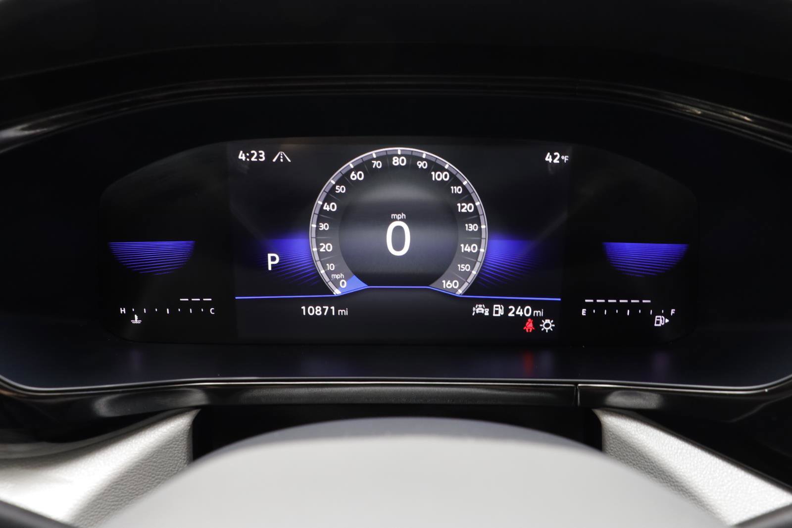 Certified 2024 Volkswagen Taos S image 8