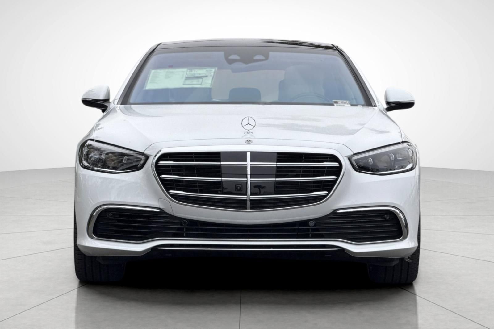 New 2025 Mercedes-Benz S 580 4MATIC Sedan image 9