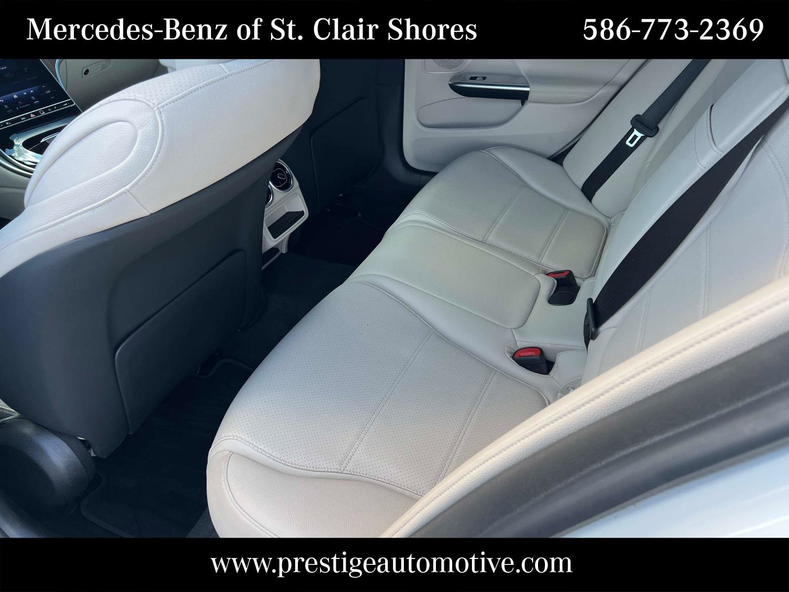 Used 2023 Mercedes-Benz C 300 4MATIC Sedan image 16