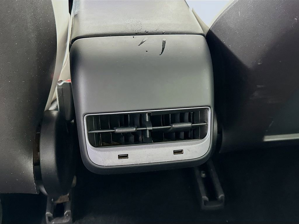 Used 2020 Tesla Model 3 Performance image 25