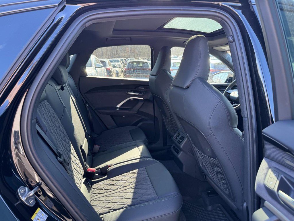 New 2025 Audi SQ5 Premium Plus image 7