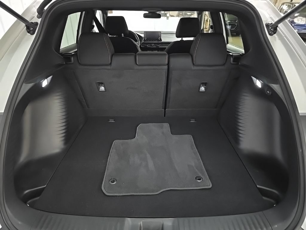 Used 2024 Honda HR-V Sport image 11