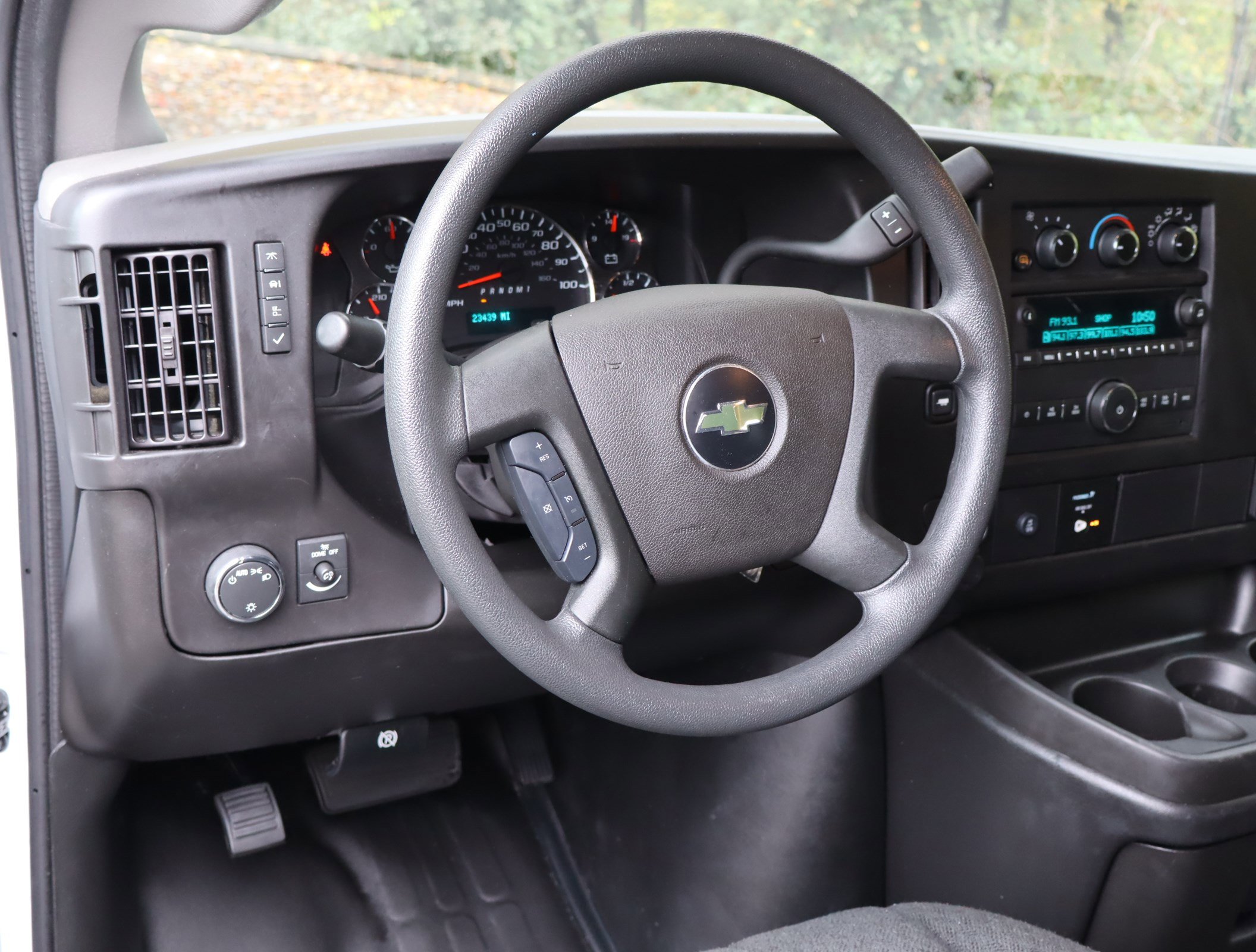 Used 2024 Chevrolet Express 2500 w/ Driver Convenience Package image 16