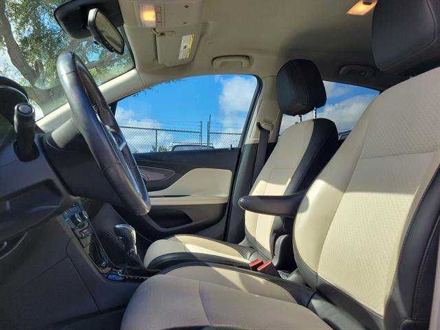 Used 2020 Buick Encore Preferred w/ Safety Package image 38