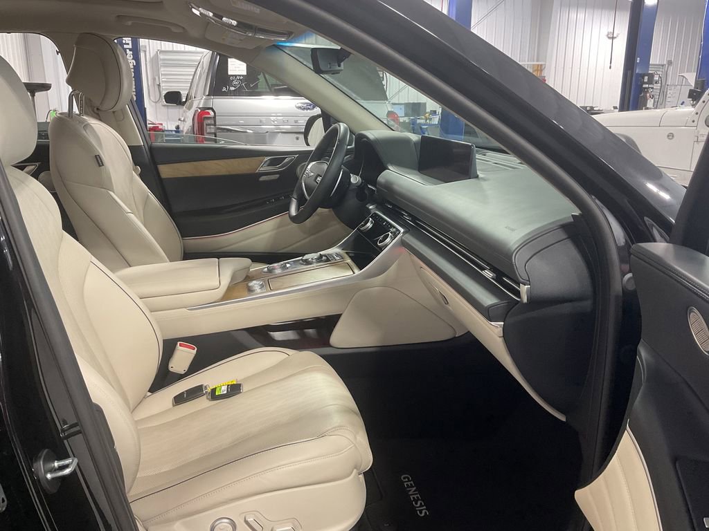 Used 2023 Genesis GV80 2.5T w/ Prestige Package image 12