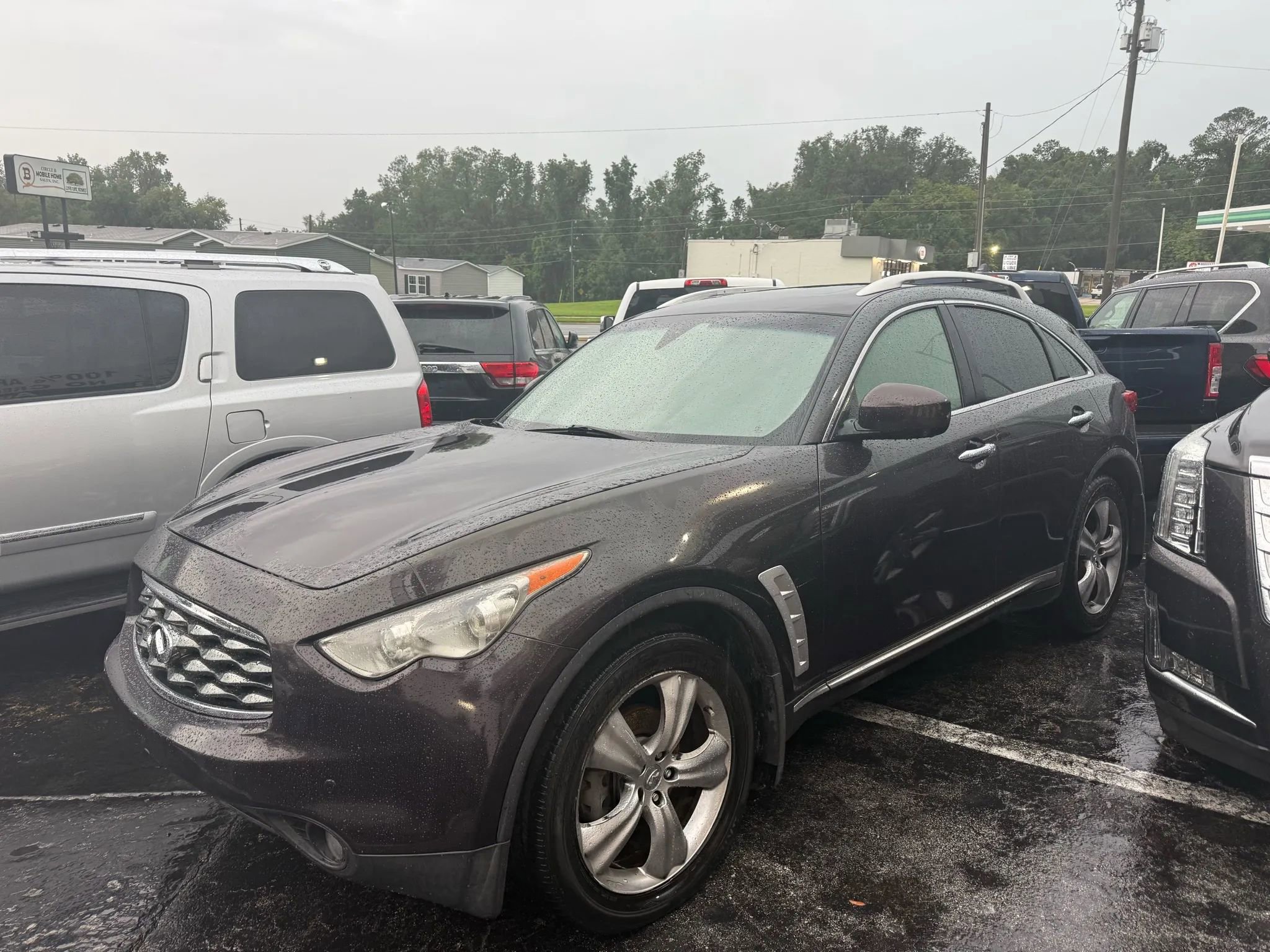 Used 2009 INFINITI FX35 2WD w/ Technology Pkg image 6