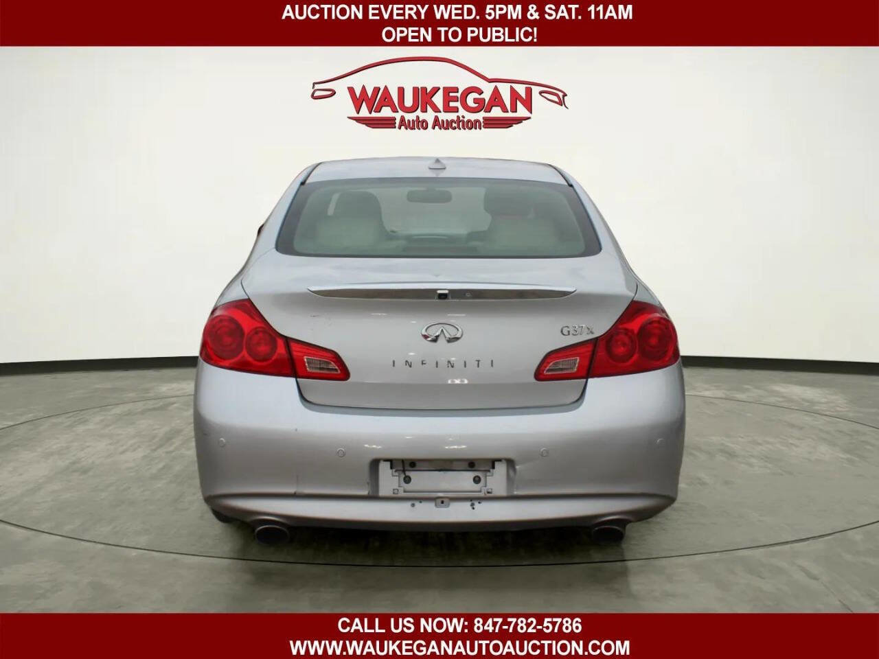 Used 2011 INFINITI G37 x Sedan w/ Premium Pkg image 4